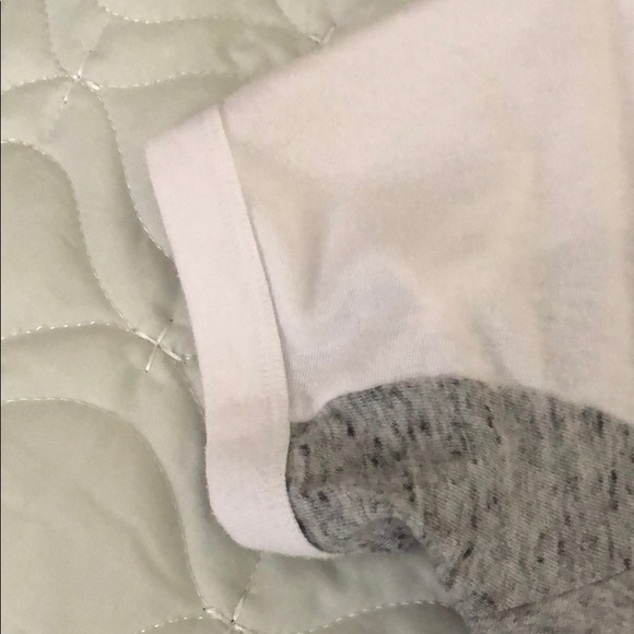 pink t shirt - Picture 4 of 4